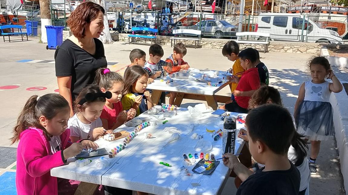 Anasınıfı boyama etkinliği
